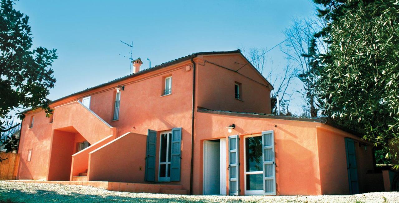 Villa Sant'Elena Morro dʼAlba المظهر الخارجي الصورة
